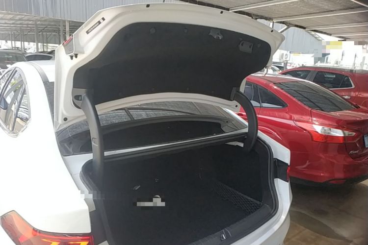 Used BYD Qin PLUS 2024 HONOR Edition DM-i 55KM Leading Model Trunk