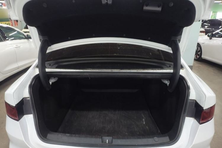 Used BYD Qin PLUS 2024 Honor Edition EV 510KM Leading Model Trunk