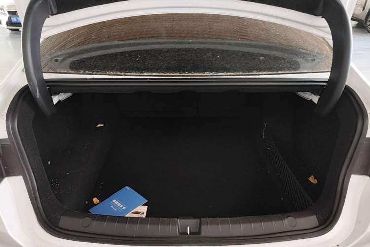 Used BYD Qin PLUS 2024 HONOR Edition DM-i 55KM Leading Model Trunk