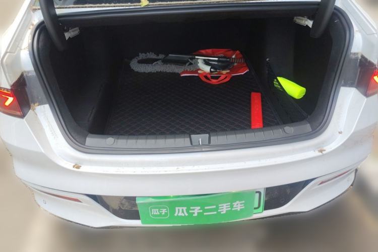 Used BYD Qin PLUS 2024 HONOR Edition DM-i 55KM Leading Model Trunk