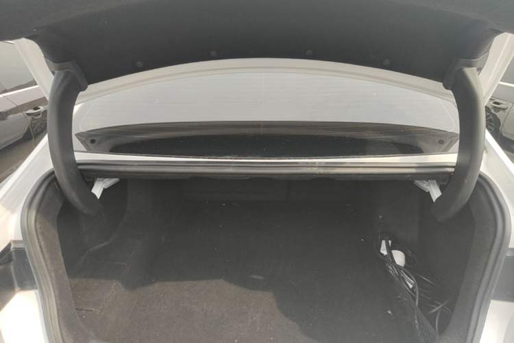 Used BYD Qin PLUS 2024 HONOR Edition DM-i 55KM Leading Model Trunk
