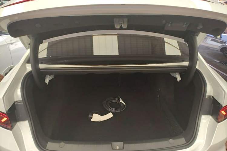 Used BYD Qin PLUS 2024 HONOR Edition DM-i 55KM Leading Model Trunk