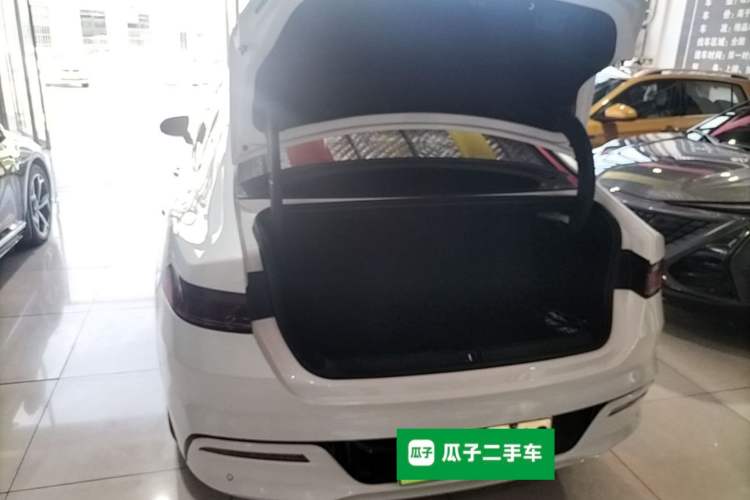 Used BYD Qin PLUS 2024 HONOR Edition DM-i 55KM Leading Model Trunk