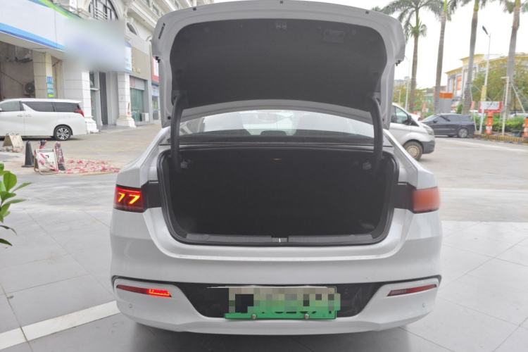 Used BYD Qin PLUS 2024 HONOR Edition DM-i 55KM Leading Model Trunk