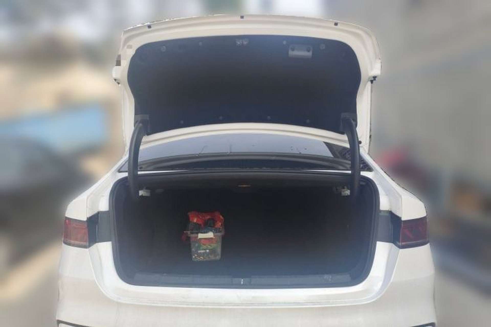 Used BYD Qin PLUS 2024 Honor Edition EV 510KM Leading Model Trunk