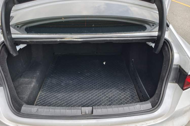 Used BYD Qin PLUS 2024 HONOR Edition DM-i 55KM Leading Model Trunk