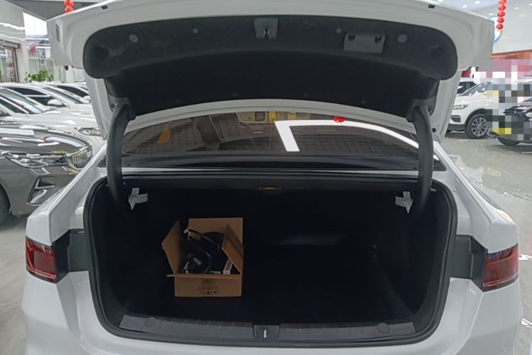 Used BYD Qin PLUS 2024 HONOR Edition DM-i 55KM Leading Model Trunk