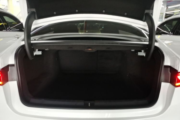 Used BYD Qin PLUS 2024 HONOR Edition DM-i 55KM Leading Model Trunk