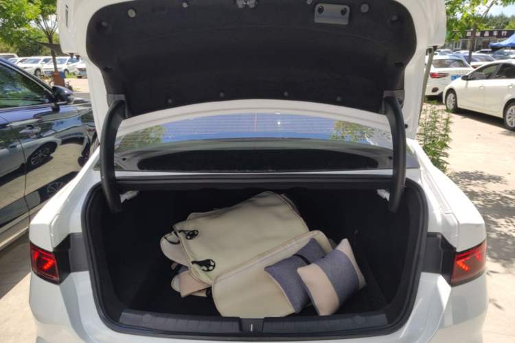 Used BYD Qin PLUS 2024 HONOR Edition DM-i 55KM Leading Model Trunk