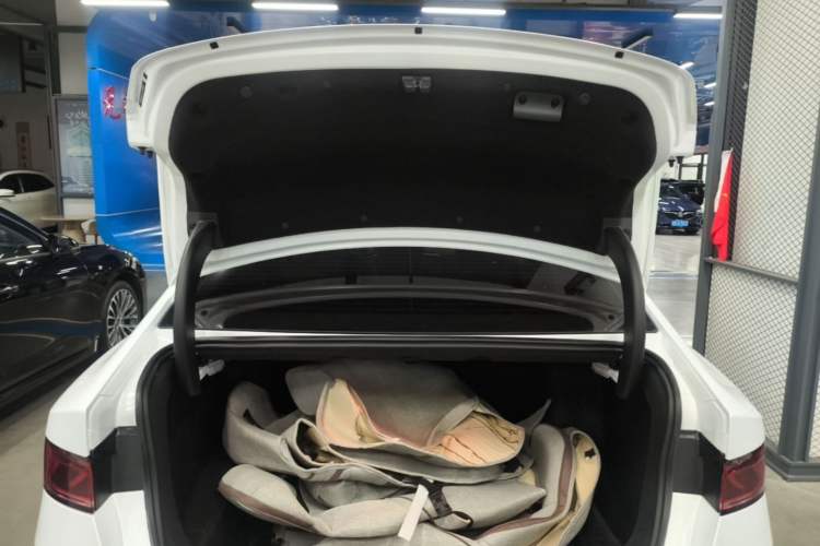 Used BYD Qin PLUS 2024 HONOR Edition DM-i 55KM Leading Model Trunk