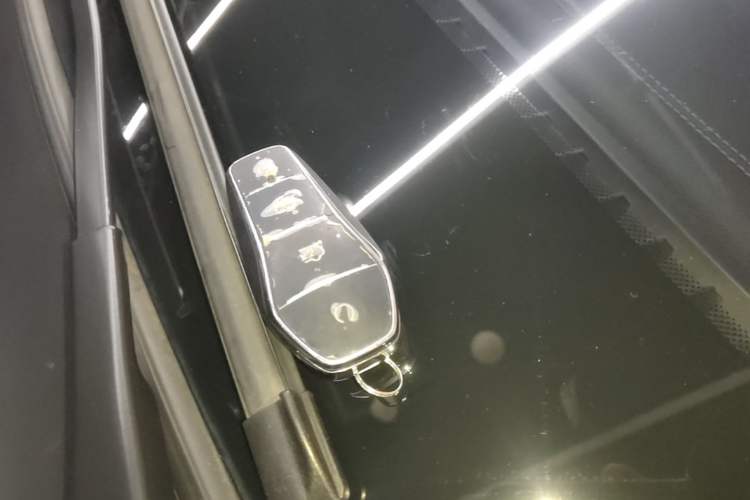 Used BYD Qin PLUS 2024 HONOR Edition DM-i 55KM Leading Model Vehicle Key