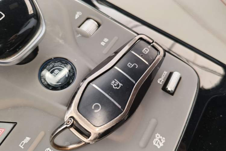 Used BYD Qin PLUS 2024 Honor Edition EV 510KM Leading Model Vehicle Key