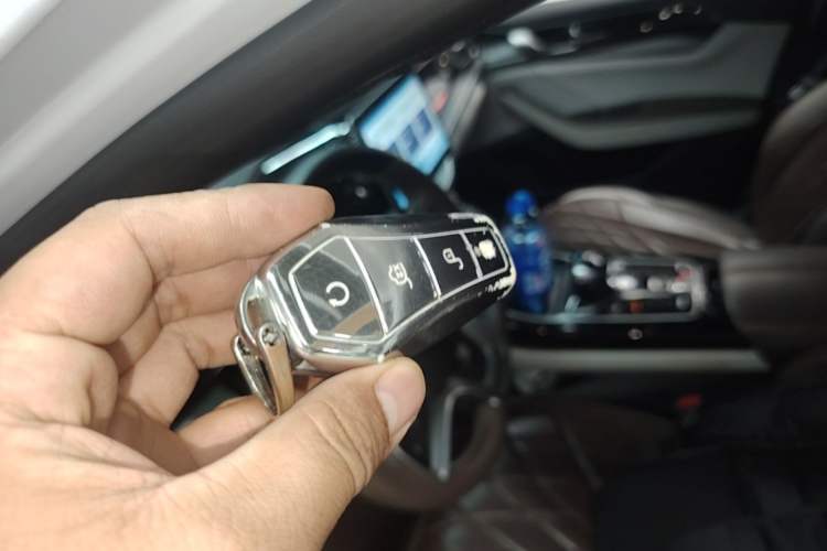 Used BYD Qin PLUS 2024 Honor Edition EV 510KM Leading Model Vehicle Key