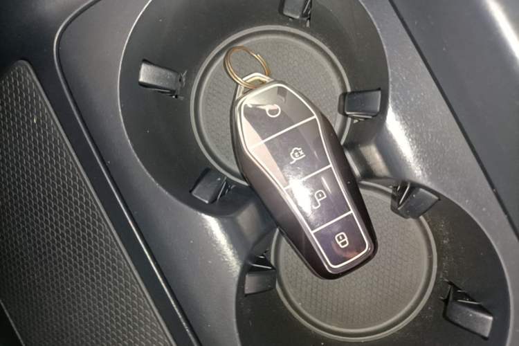 Used BYD Qin PLUS 2024 HONOR Edition DM-i 55KM Leading Model Vehicle Key
