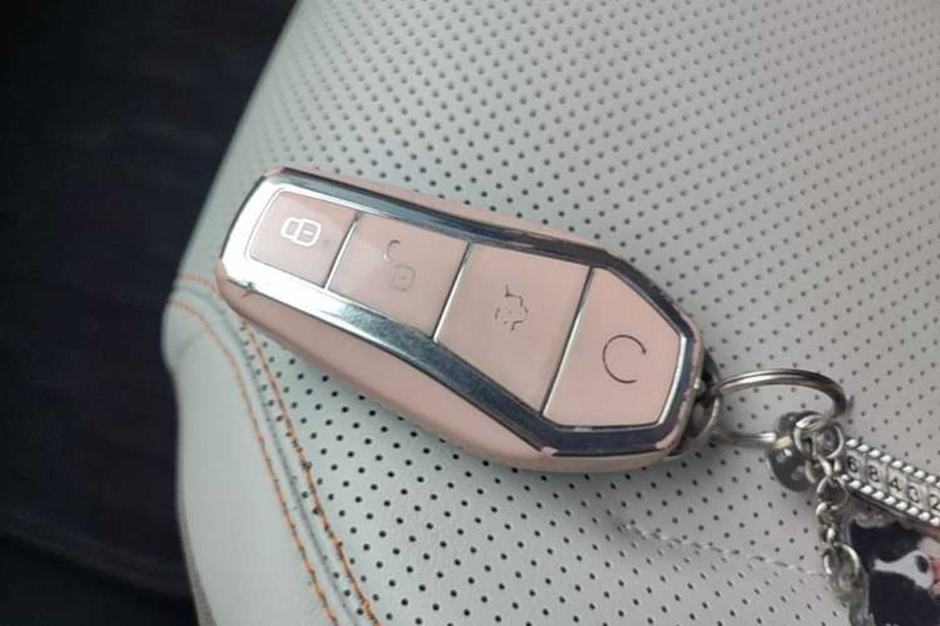 Used BYD Qin PLUS 2024 HONOR Edition DM-i 55KM Leading Model Vehicle Key
