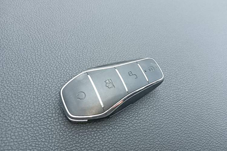 Used BYD Qin PLUS 2024 Honor Edition EV 510KM Leading Model Vehicle Key