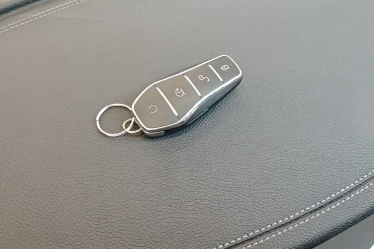 Used BYD Qin PLUS 2024 HONOR Edition DM-i 55KM Leading Model Vehicle Key