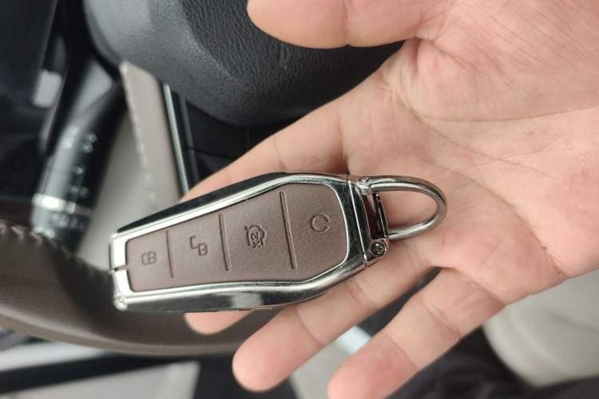 Used BYD Qin PLUS 2024 HONOR Edition DM-i 55KM Leading Model Vehicle Key