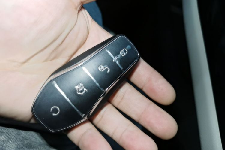 Used BYD Qin PLUS 2024 HONOR Edition DM-i 55KM Leading Model Vehicle Key