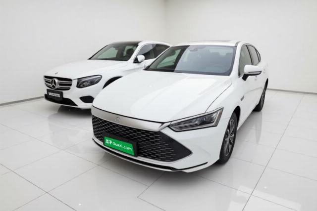 Ojetý BYD Qin PLUS 2024 HONOR Edition DM-i 55KM Leading Model