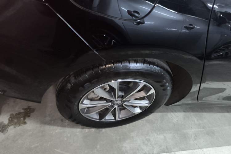 Used BYD Qin PLUS 2025 DM-i Smart Drive 55KM Leading Model Exterior 5