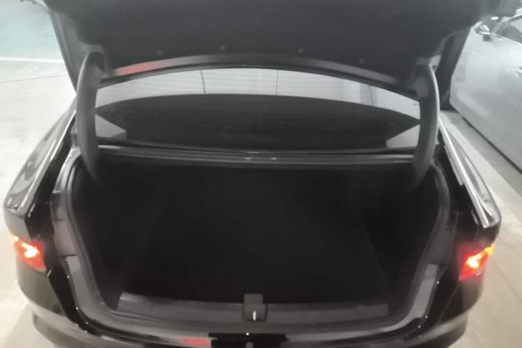 Used BYD Qin PLUS 2025 DM-i Smart Drive 55KM Leading Model Trunk