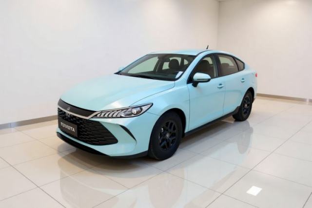 Używany BYD Qin PLUS 2025 DM-i Smart Drive 55KM Leading Model
