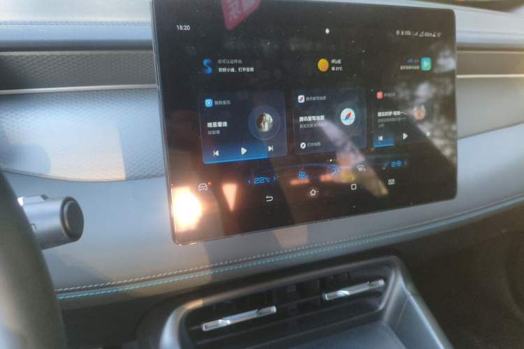 Used BYD Qin PLUS 2025 DM-i Smart Drive 55KM Leading Model Audio And AC Panel