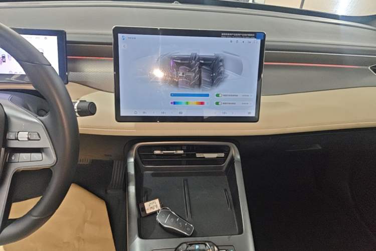 Used BYD Qin PLUS 2025 EV Smart Drive Version 510KM Beyond Model Audio And AC Panel