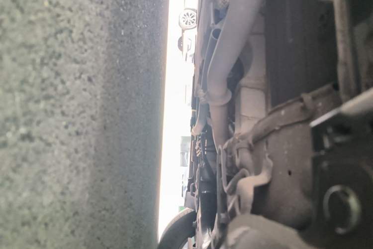 Used BYD Qin PLUS 2025 DM-i Smart Drive 55KM Leading Model Chassis Front Right