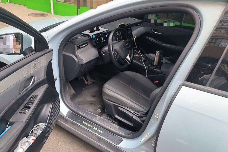 Used BYD Qin PLUS 2025 DM-i Smart Drive 55KM Leading Model Driver Seat