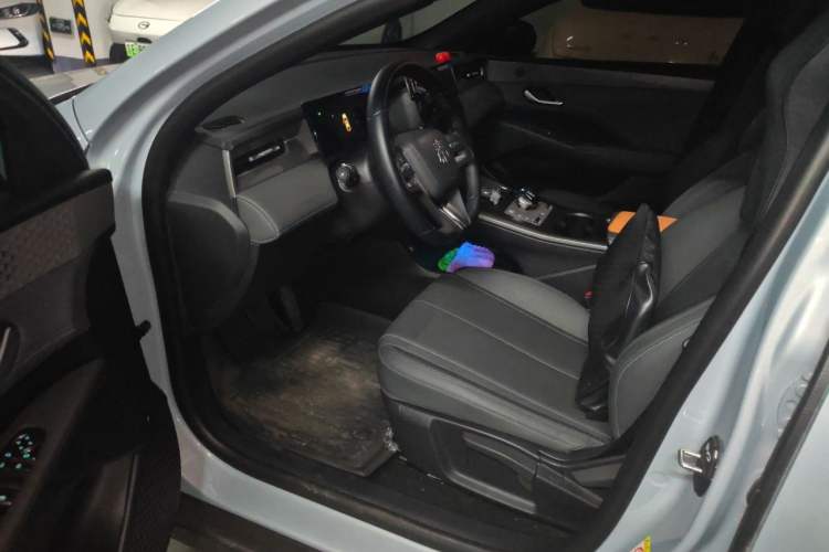 Used BYD Qin PLUS 2025 DM-i Smart Drive 55KM Leading Model Driver Seat