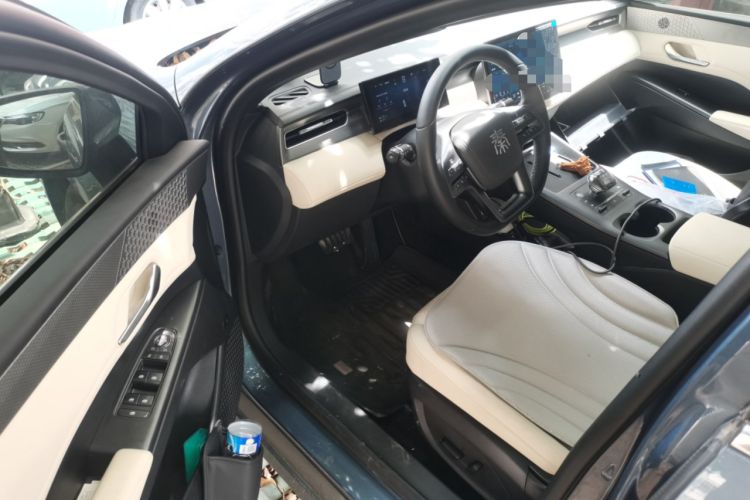Used BYD Qin PLUS 2025 DM-i Smart Drive 120KM Superior Model Driver Seat