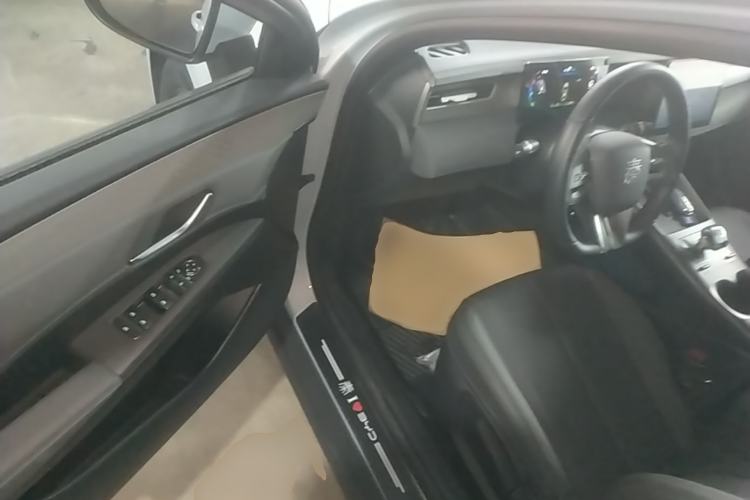 Used BYD Qin PLUS 2025 DM-i Smart Drive 55KM Leading Model Driver Seat