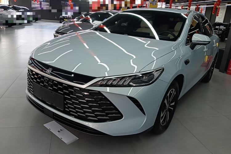 BYD Qin PLUS 2025 DM-i Smart Drive 120KM Superior Model