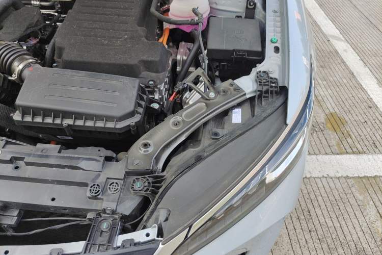 Used BYD Qin PLUS 2025 DM-i Smart Drive 55KM Leading Model Engine Bay Left