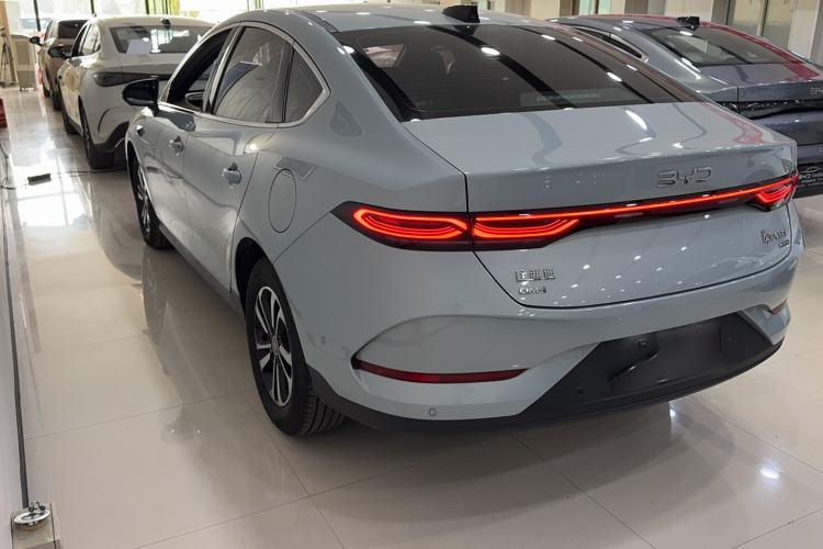 Used BYD Qin PLUS 2025 DM-i Smart Drive 55KM Beyond Model Exterior 3