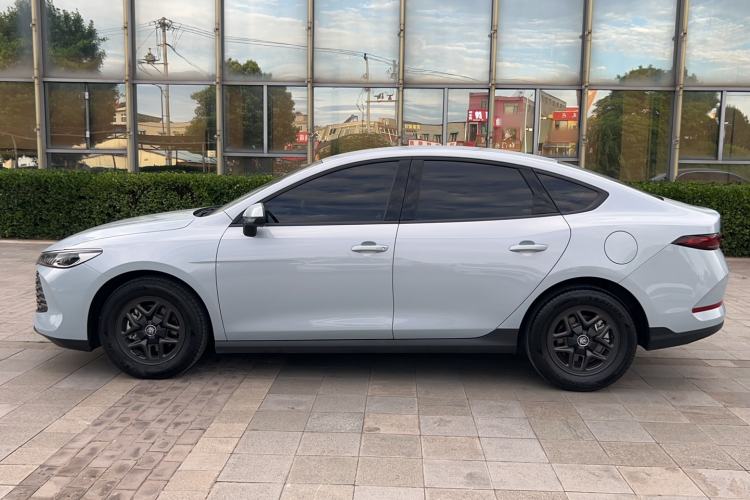 Used BYD Qin PLUS 2025 DM-i Smart Drive 55KM Leading Model Exterior 5