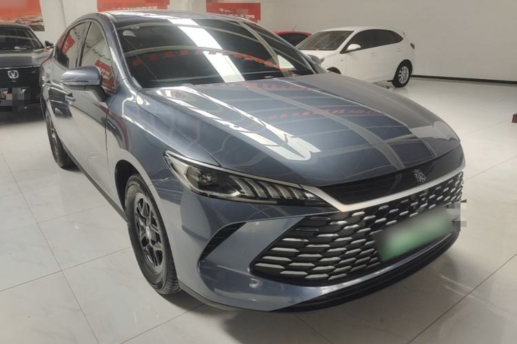 Used BYD Qin PLUS 2025 DM-i Smart Drive 55KM Leading Model Front Right 45 Deg