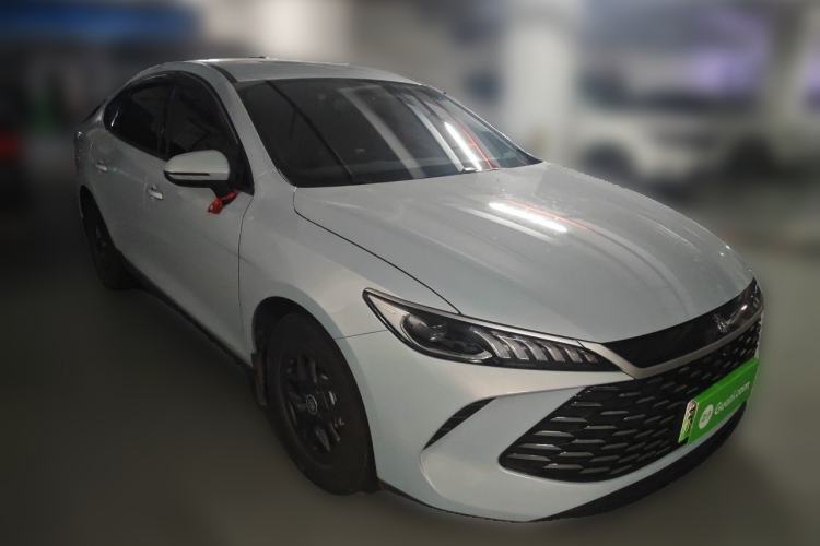 Used BYD Qin PLUS 2025 DM-i Smart Drive 55KM Leading Model Front Right 45 Deg