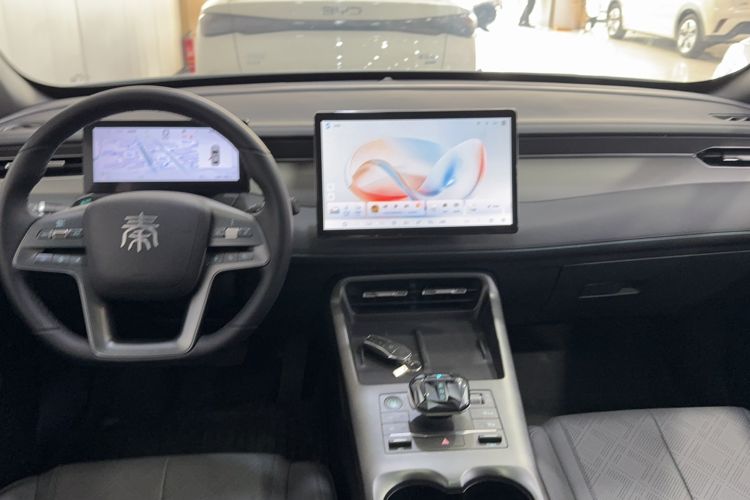 Used BYD Qin PLUS 2025 DM-i Smart Drive 55KM Beyond Model Interior 3