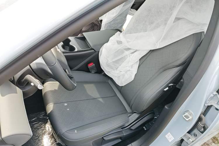 Used BYD Qin PLUS  Left Front Seat