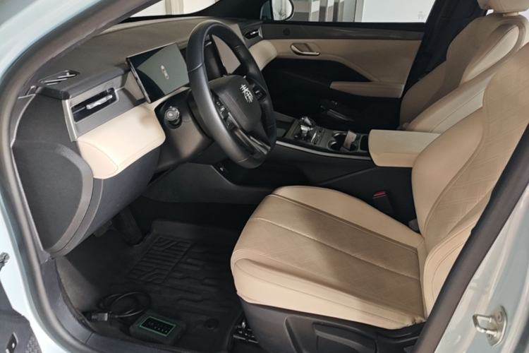 Used BYD Qin PLUS 2025 DM-i Smart Drive 55KM Leading Model Left Front Seat