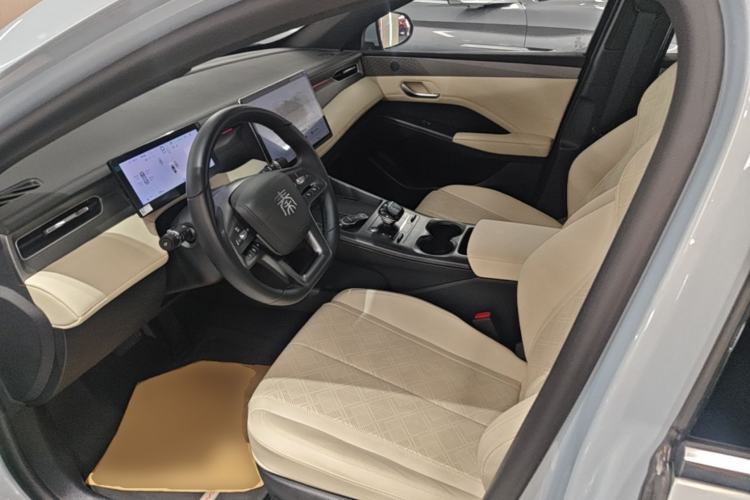 Used BYD Qin PLUS 2025 EV Smart Drive Version 510KM Beyond Model Left Front Seat