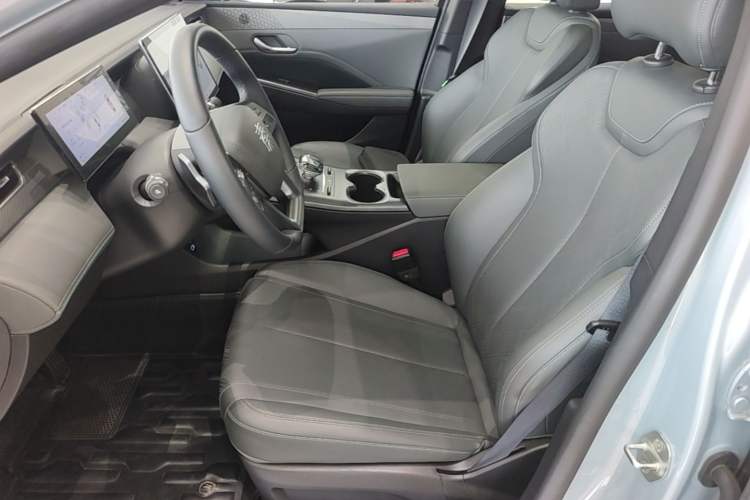 Used BYD Qin PLUS 2025 DM-i Smart Drive 120KM Superior Model Left Front Seat