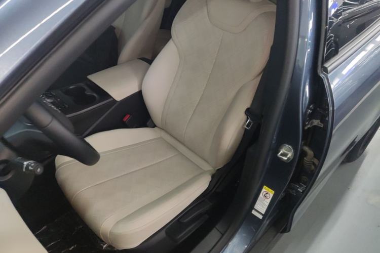 Used BYD Qin PLUS 2025 DM-i Smart Drive 55KM Leading Model Left Front Seat