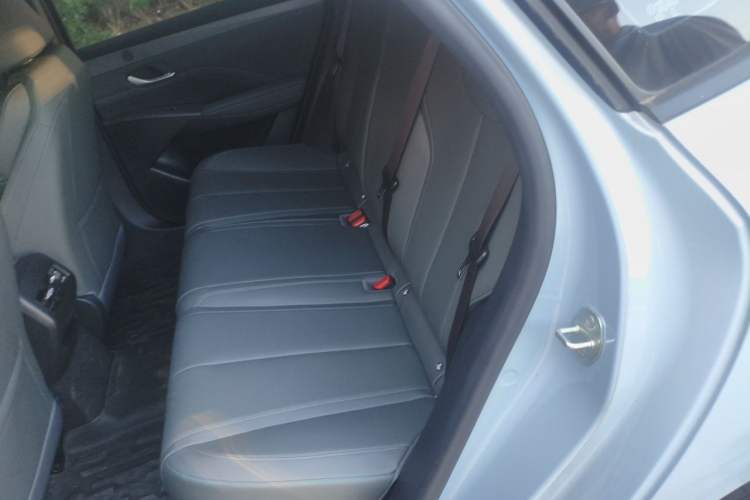Used BYD Qin PLUS 2025 DM-i Smart Drive 55KM Leading Model Left Rear Seat