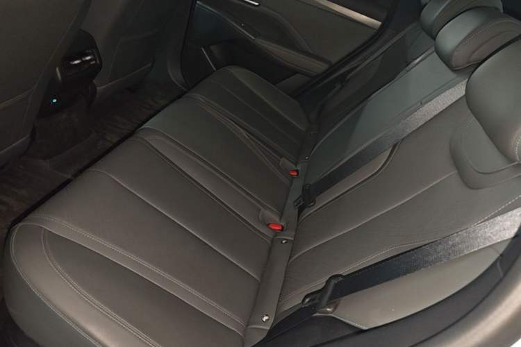 Used BYD Qin PLUS 2025 DM-i Smart Drive 55KM Leading Model Left Rear Seat