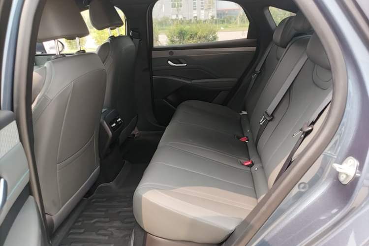 Used BYD Qin PLUS 2025 DM-i Smart Drive 55KM Leading Model Left Rear Seat