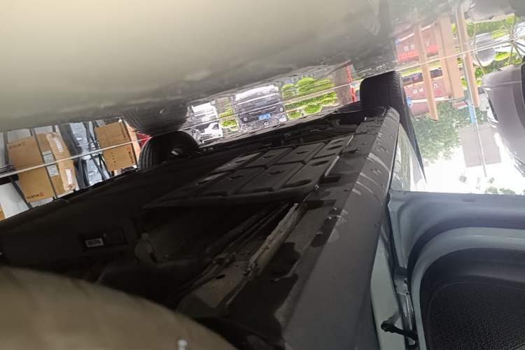 Used BYD Qin PLUS 2025 DM-i Smart Drive 55KM Leading Model Left Side Sill